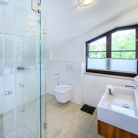 Haus Bergspitze Апартаменты Гармиш-Партенкирхен