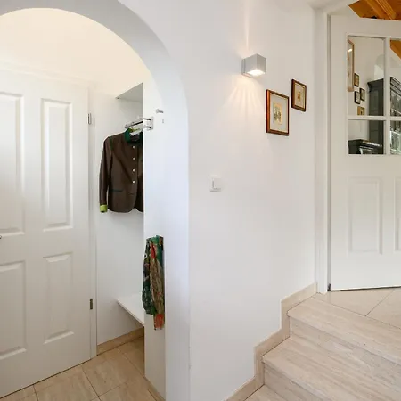 Haus Bergspitze Апартаменты *